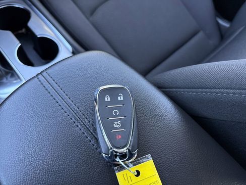 Used 2021 Chevrolet Malibu LT image 26