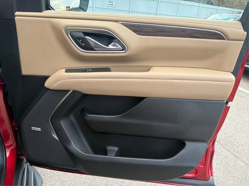 Used 2024 Chevrolet Tahoe Premier image 23