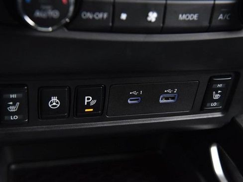 Certified 2025 Nissan Frontier SV w/ SV Convenience Package RWD image 20