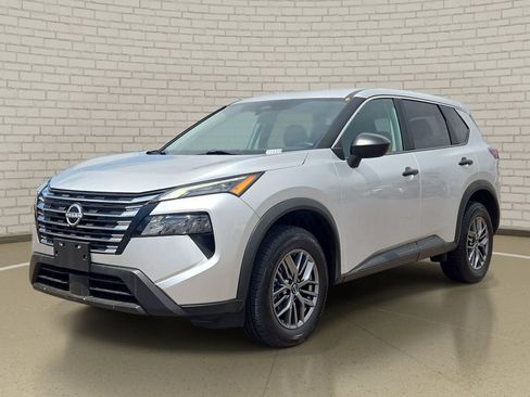 Certified 2024 Nissan Rogue S AWD/4WD image 1