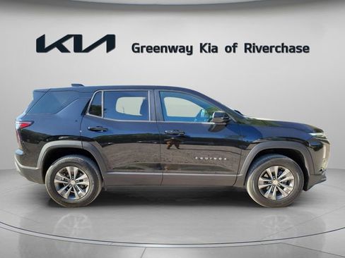 Used 2026 Chevrolet Equinox LT w/ Convenience Package II FWD image 7