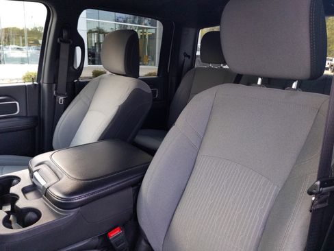 Used 2024 RAM 2500 Big Horn image 16