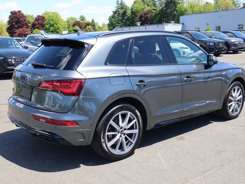 Used 2024 Audi Q5 e Prestige w/ Prestige Package AWD/4WD image 5