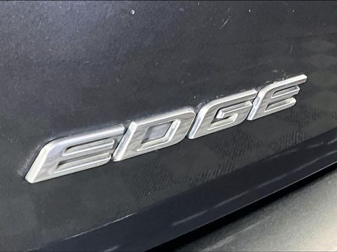 Used 2017 Ford Edge SEL w/ Equipment Group 201A FWD image 30