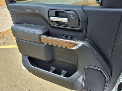 Used 2021 Chevrolet Silverado 3500 LT w/ Convenience Package AWD/4WD image 18