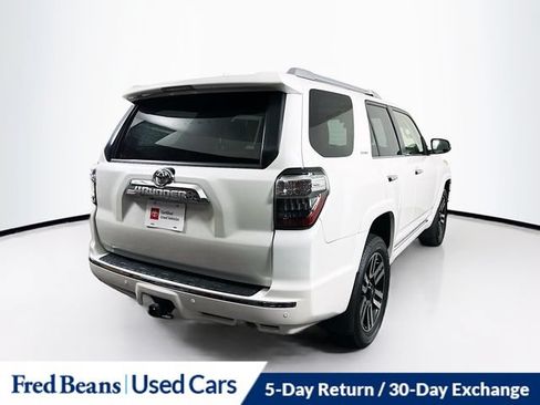 Used 2021 Toyota 4Runner Limited AWD/4WD image 9