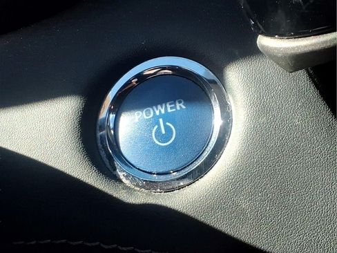 Used 2022 Toyota Highlander Limited AWD/4WD image 22
