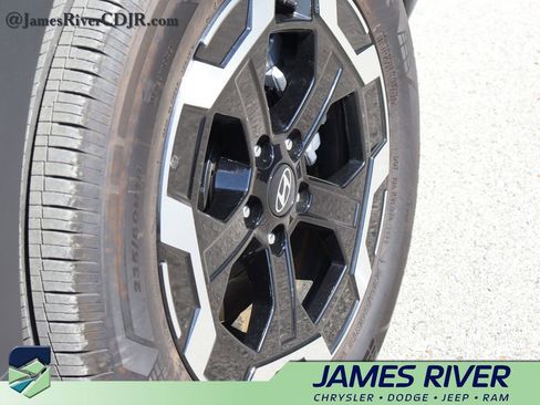 Used 2026 Hyundai Santa Fe SE FWD image 39