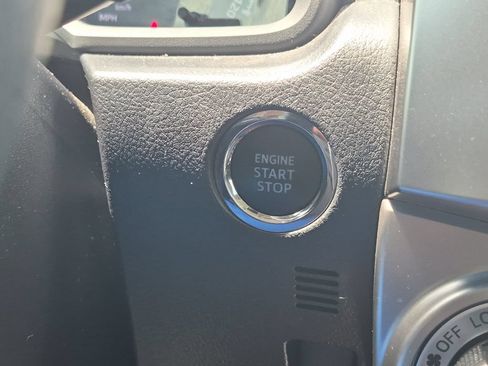 Used 2022 Toyota 4Runner SR5 RWD image 22