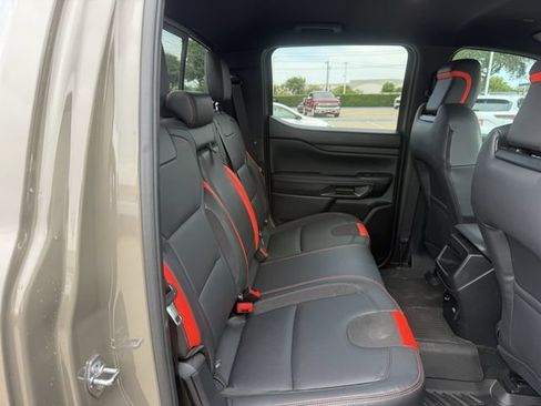 Used 2025 Ford Ranger Raptor AWD/4WD image 32