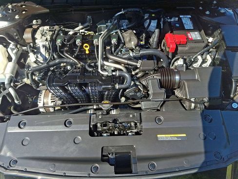 Certified 2024 Nissan Altima 2.5 SV FWD image 28