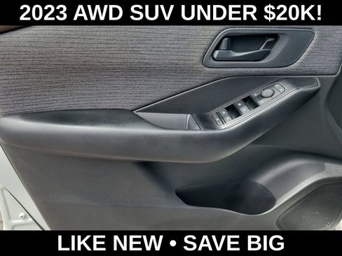 Used 2023 Nissan Rogue S AWD/4WD image 14