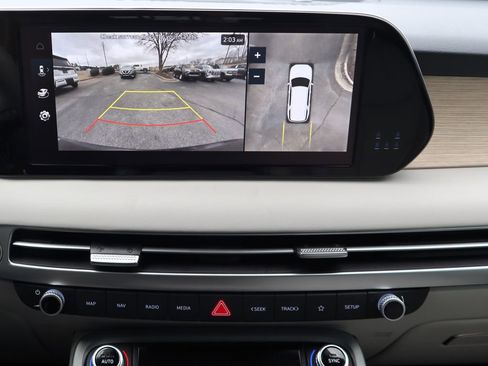 Used 2025 Hyundai Palisade Limited image 18