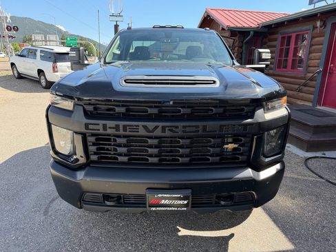 Used 2020 Chevrolet Silverado 2500 W/T AWD/4WD image 3