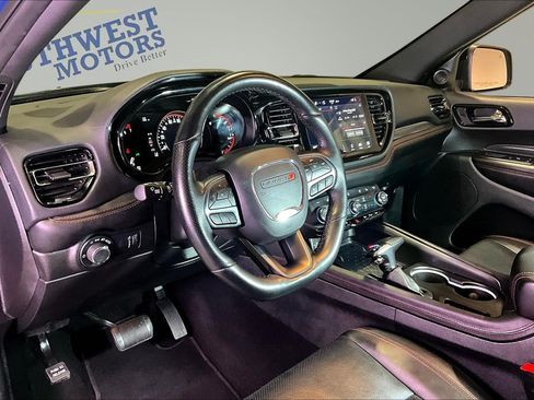 Used 2025 Dodge Durango GT AWD/4WD image 17