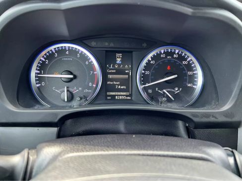 Used 2016 Toyota Highlander XLE image 18