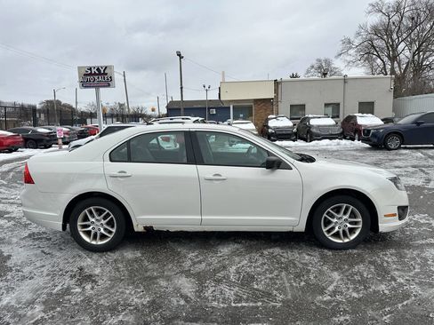 Used 2012 Ford Fusion S image 4