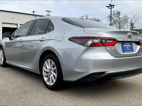 Used 2024 Toyota Camry LE image 3