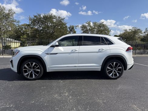 New 2026 Volkswagen Atlas Cross Sport SEL Premium R-Line image 6