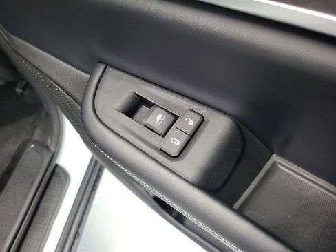 New 2025 Jeep Grand Cherokee L Limited image 38