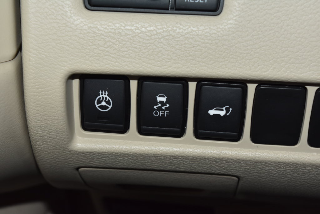 Used 2018 Nissan Murano Platinum FWD image 19