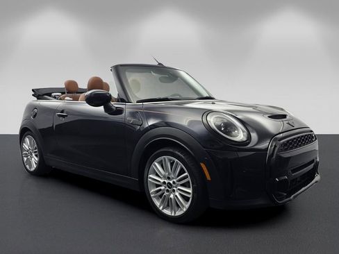 Used 2024 MINI Cooper S FWD image 1