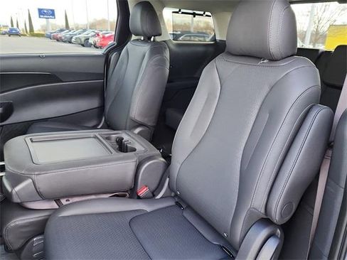 New 2026 Kia Carnival SX Prestige image 16