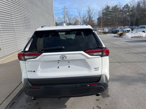 Used 2024 Toyota RAV4 XLE image 30