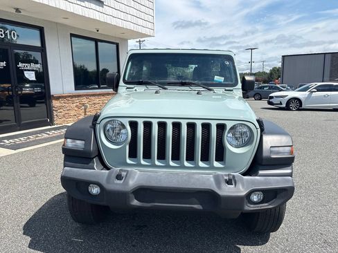 Used 2023 Jeep Wrangler Unlimited Sport AWD/4WD image 12