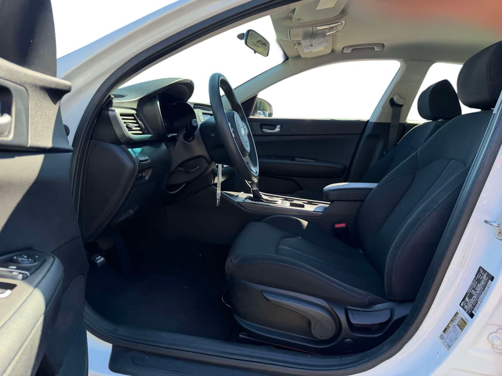 Used 2017 Kia Optima LX FWD image 12