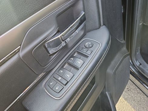 Used 2016 RAM 1500 Sport image 13