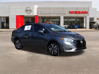 New 2025 Nissan Versa SV w/ Trunk Package 360° Tour