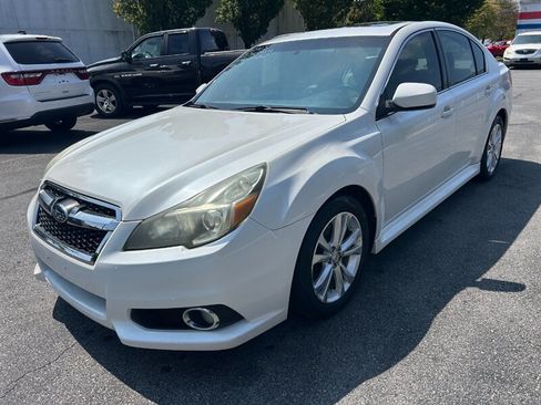 Used 2013 Subaru Legacy 3.6R Limited AWD/4WD image 7