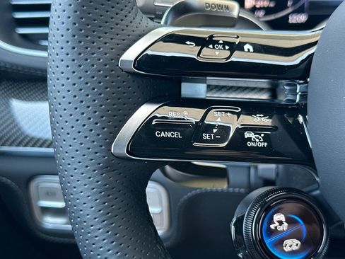 New 2025 Mercedes-Benz GLE 63 AMG S image 27