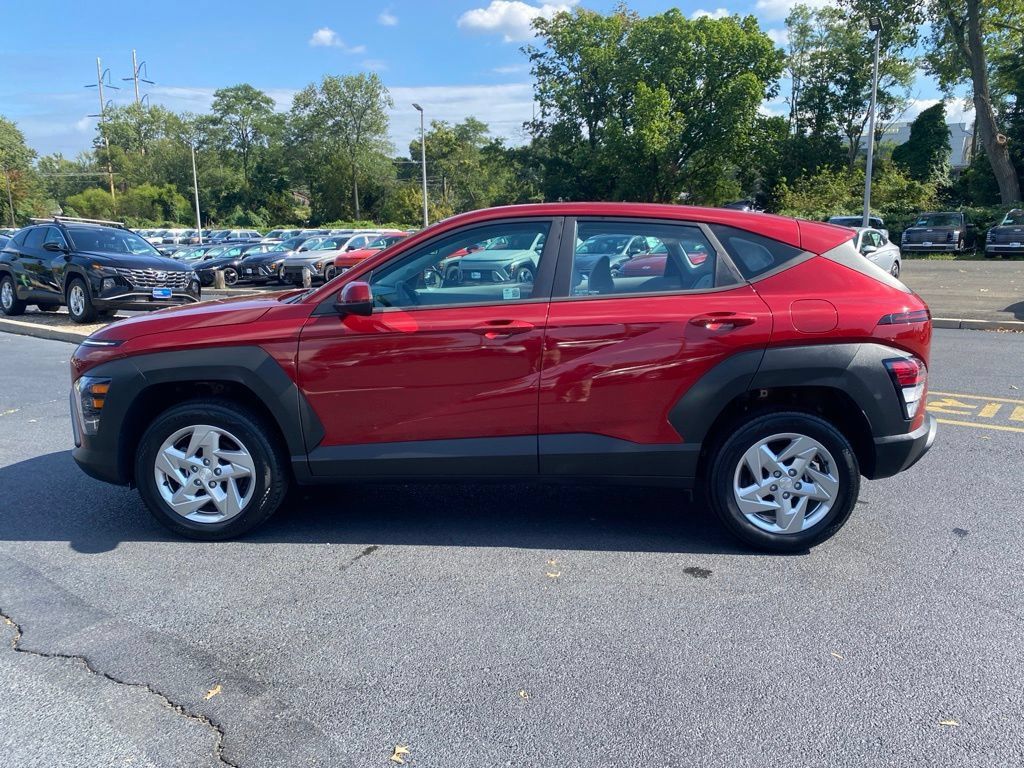 Certified 2024 Hyundai Kona SE AWD/4WD image 7