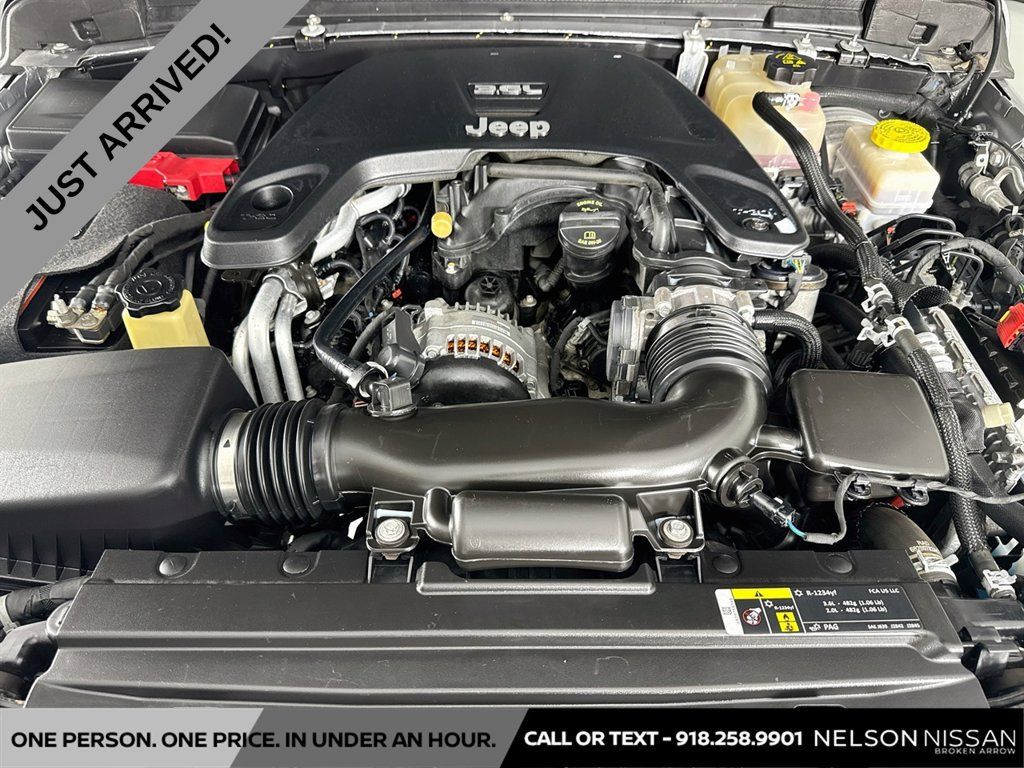 Used 2018 Jeep Wrangler Unlimited Sport S AWD/4WD image 28