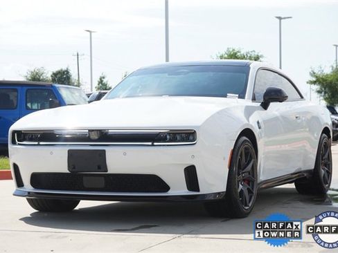 Used 2024 Dodge Charger R/T Scat Pack w/ Plus Group image 3