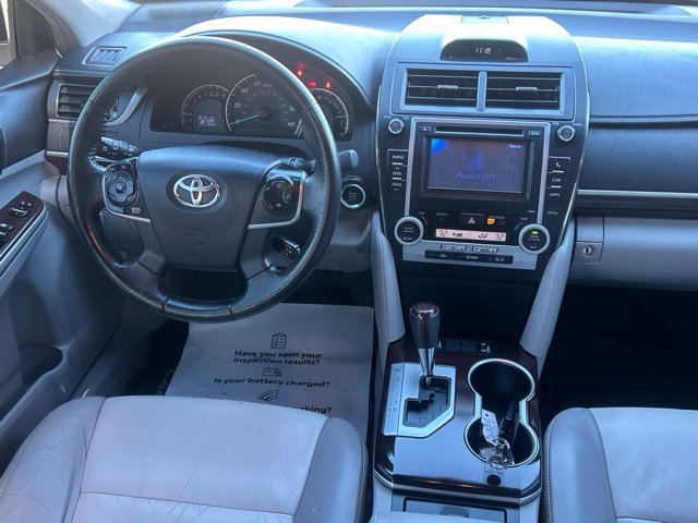 Used 2012 Toyota Camry XLE w/ Leather Pkg FWD image 43