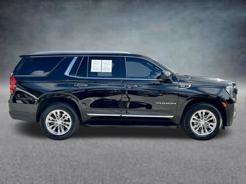 Used 2023 GMC Yukon SLT RWD image 4