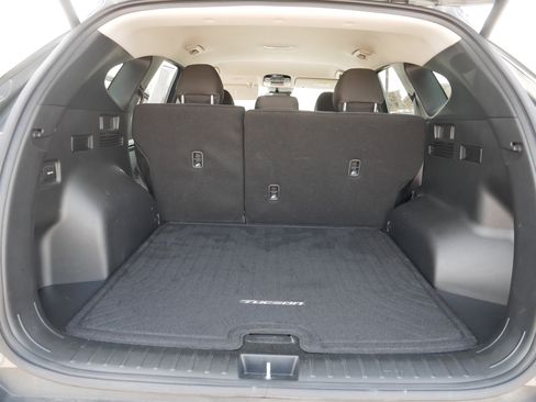 Used 2023 Hyundai Tucson SEL image 17