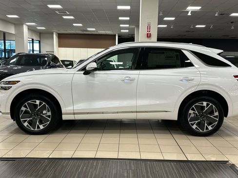 New 2026 Genesis Electrified GV70 AWD/4WD image 7