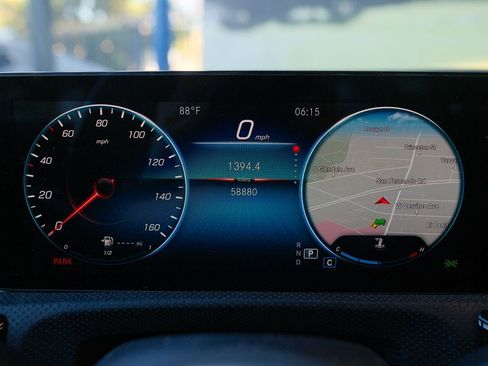 Used 2021 Mercedes-Benz CLA 250 image 18