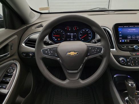 Used 2020 Chevrolet Malibu LT FWD image 22