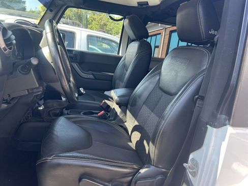Used 2016 Jeep Wrangler Sport AWD/4WD image 10