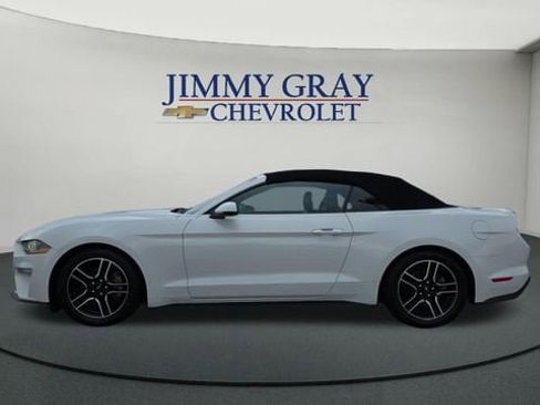 Used 2020 Ford Mustang Premium image 2