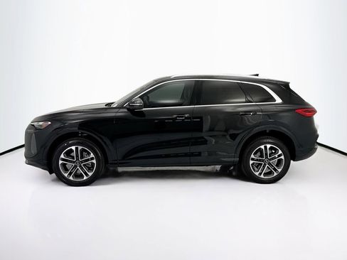 Certified 2025 Audi Q5 Premium AWD/4WD image 8
