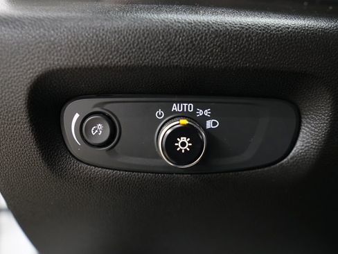 Used 2020 Chevrolet Traverse LS image 20