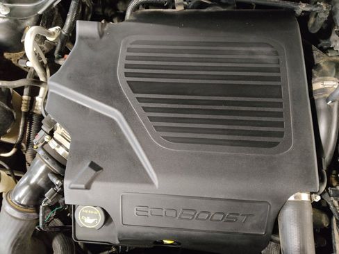 Used 2016 Lincoln MKS AWD w/ Equipment Group 201A image 30