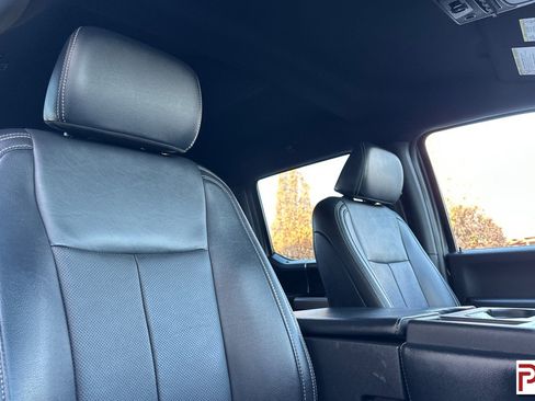 Used 2022 Ford F250 Lariat w/ Lariat Value Package image 20