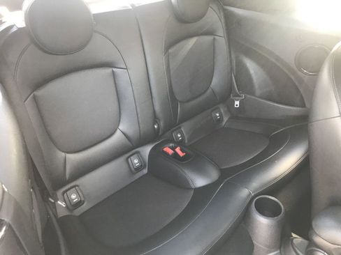 Used 2016 MINI Cooper Convertible image 10